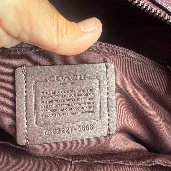 EUC Coach Court Backpack Pebbled Purple Leather 5666 EUC & Roomy! Hangtag & Card - Picture 9 of 12